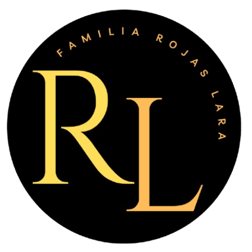 cropped-Familia_rojas_lara__2_-removebg-preview.png